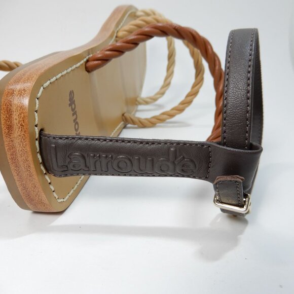 Larroude Santorini Twist Strap Flat Sandals Size 7 Brown Beige Leather NEW - Picture 10 of 16